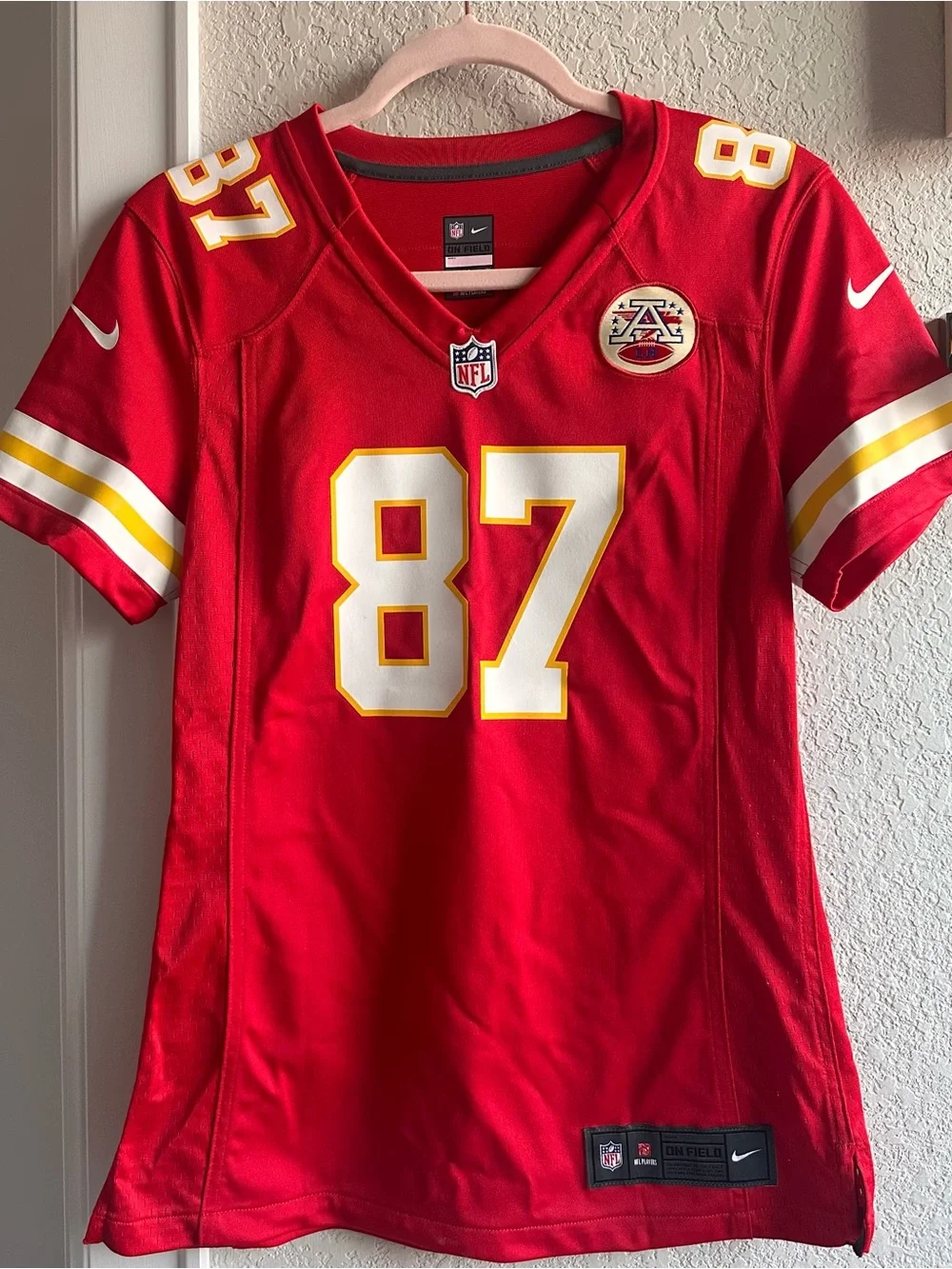 Nike Women’s Travis Kelce #87 Chiefs Jersey size small fitted On-Field Like New